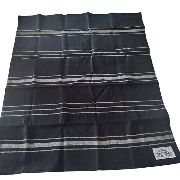 Jack Daniel's Gentleman Jack Glass Shaker & All Cotton Towel Set - Picture 6 of 8